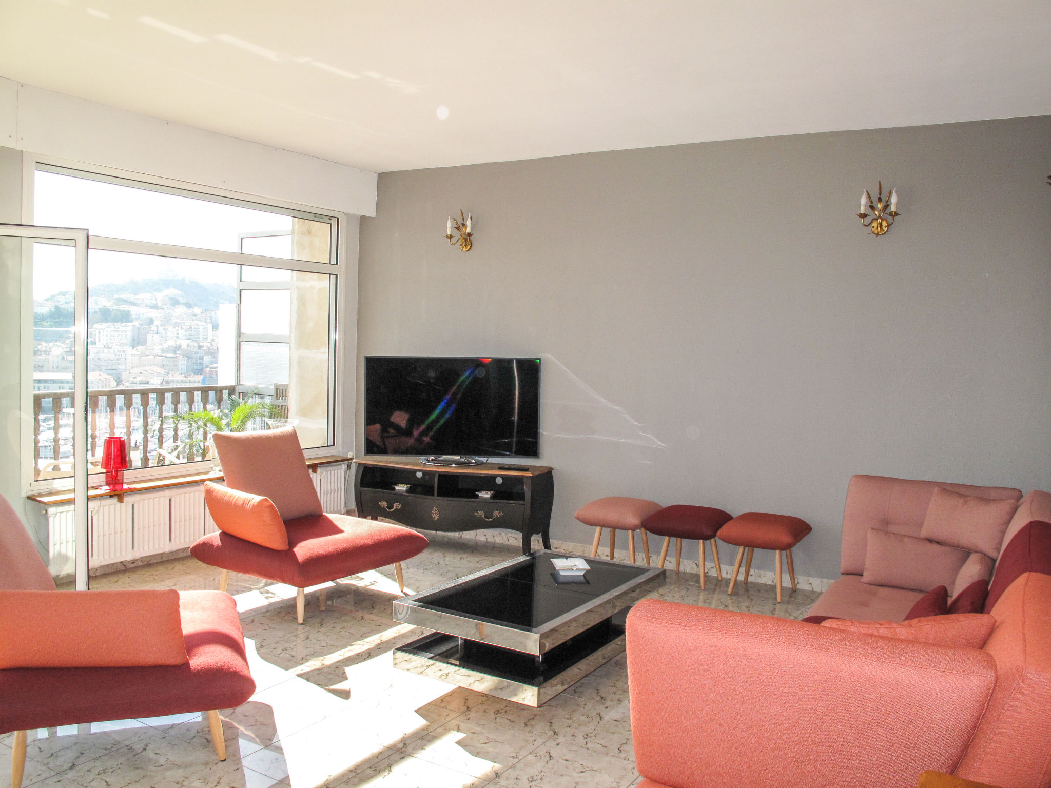 Foto 9 - Appartamento con 2 camere da letto a Marsiglia con vista mare