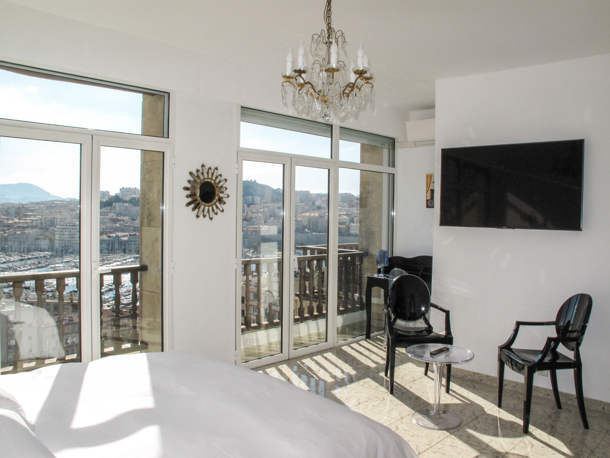 Photo 30 - 2 bedroom Apartment in Marseille with sea view