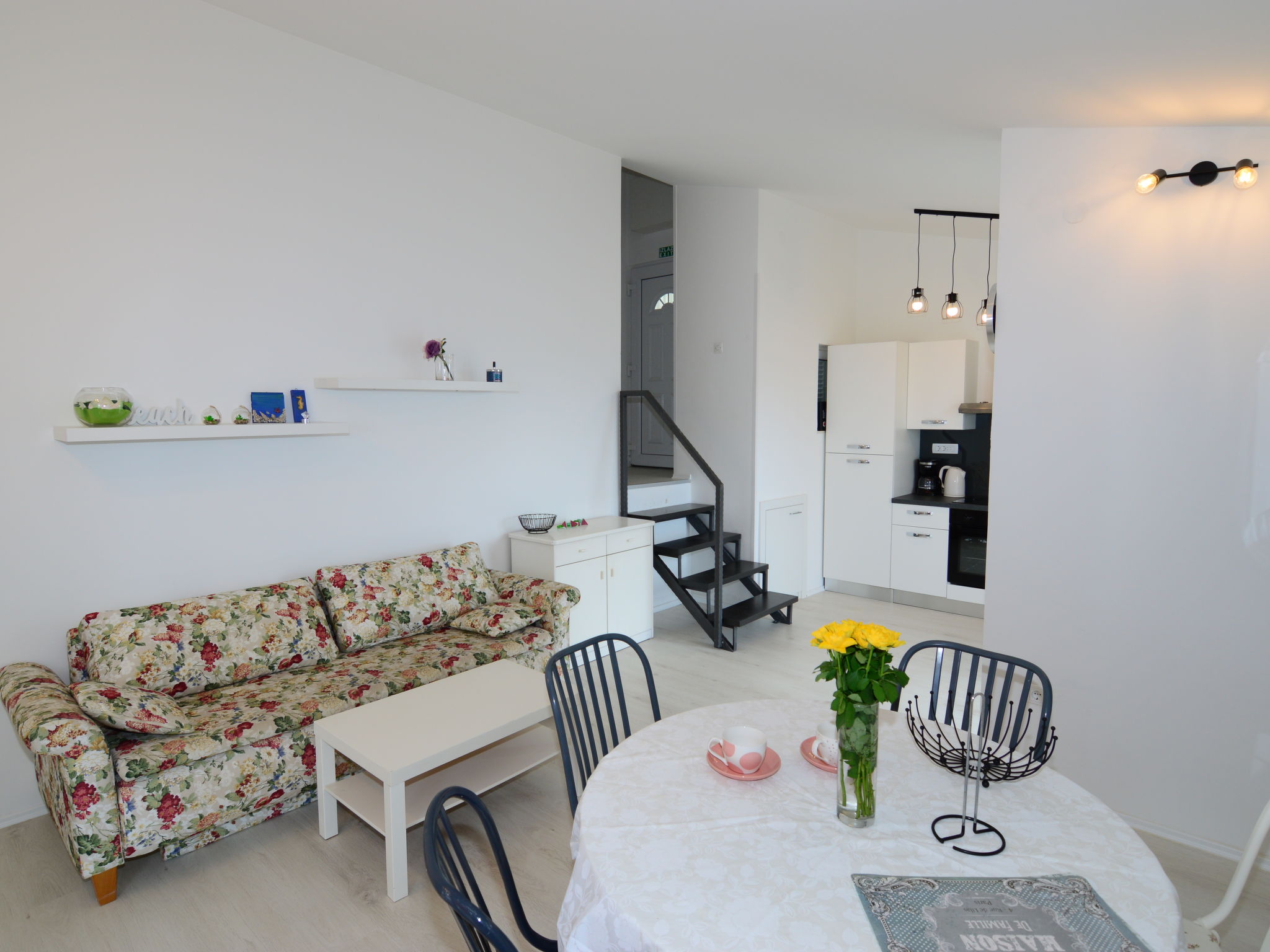 Foto 8 - Appartamento con 2 camere da letto a Omiš con terrazza e vista mare