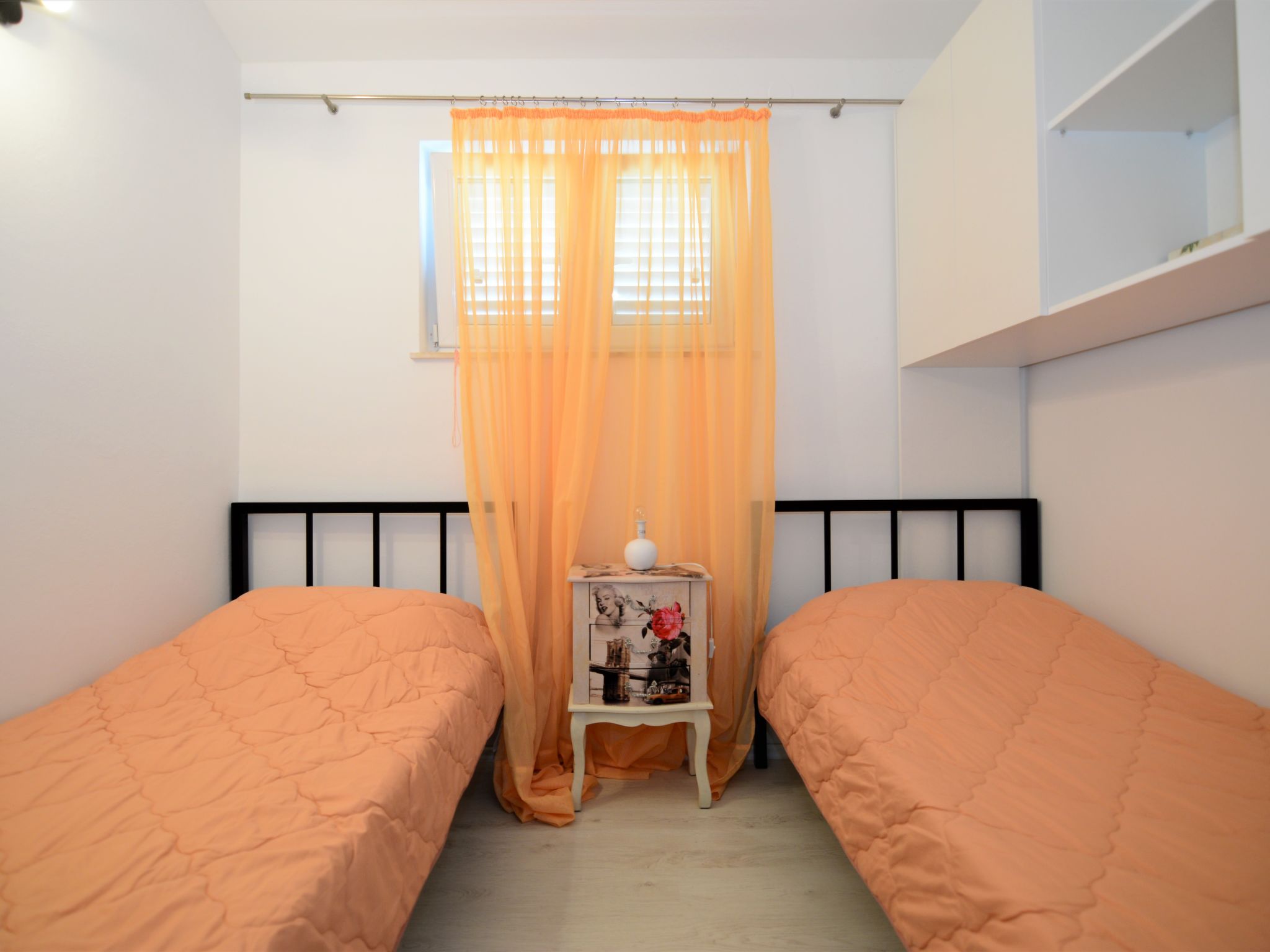 Foto 12 - Apartamento de 2 quartos em Omiš com jardim e terraço