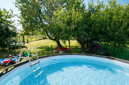 Photo 2 - Maison de 1 chambre à Fonyód avec piscine privée et vues à la mer