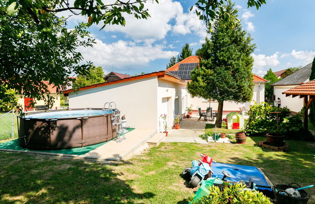 Casa de 2 quartos em Fonyód com piscina privada e jardim - Foto 1