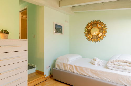 Foto 17 - Apartment mit 1 Schlafzimmer in Bellano mit terrasse und blick auf die berge