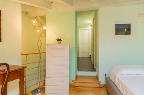 Foto 18 - Apartment mit 1 Schlafzimmer in Bellano mit terrasse und blick auf die berge