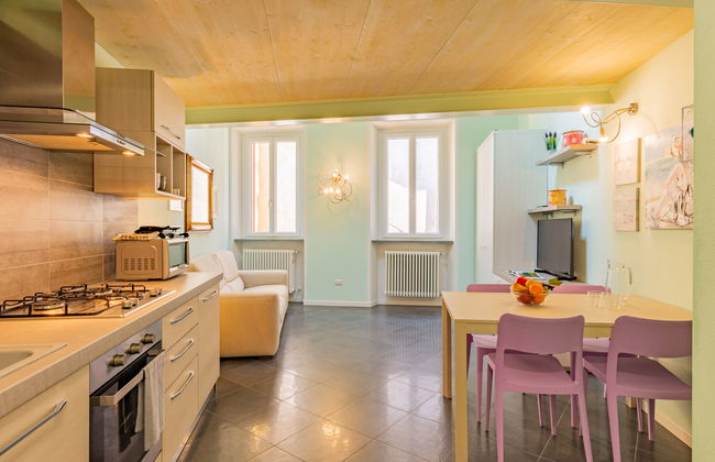 2 bedroom Apartment in Bellano with terrace - Photo 3