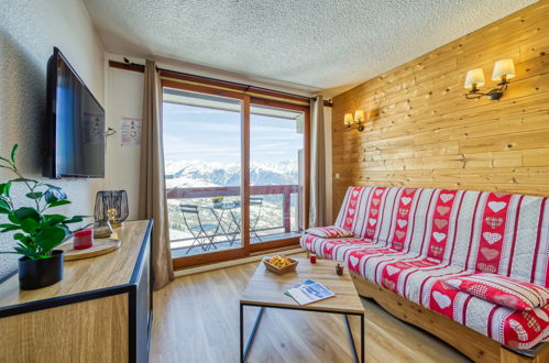 Foto 6 - Apartment mit 1 Schlafzimmer in Villarembert mit schwimmbad und blick auf die berge