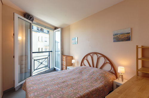 Photo 5 - 1 bedroom Apartment in Royan with private pool and sea view