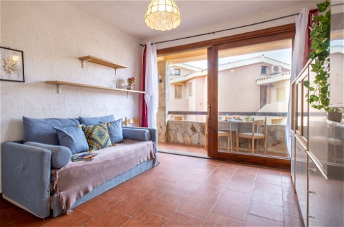Foto 3 - Appartamento con 2 camere da letto a Golfo Aranci con giardino e vista mare