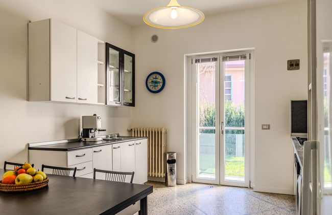2 bedroom Apartment in Dervio with garden - Photo 11