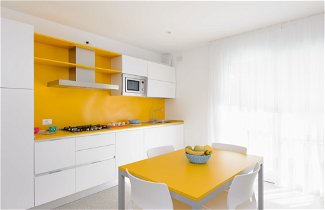 Foto 1 - Apartamento de 1 quarto em Lignano Sabbiadoro com vistas do mar