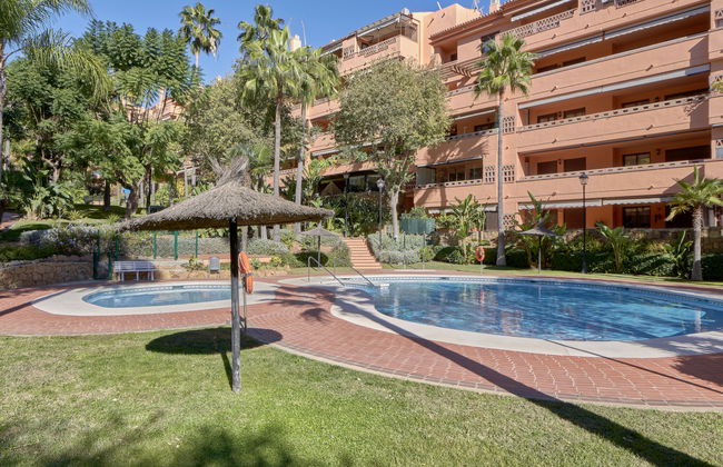 Appartamento con 4 camere da letto a Marbella con piscina e giardino - Foto 1