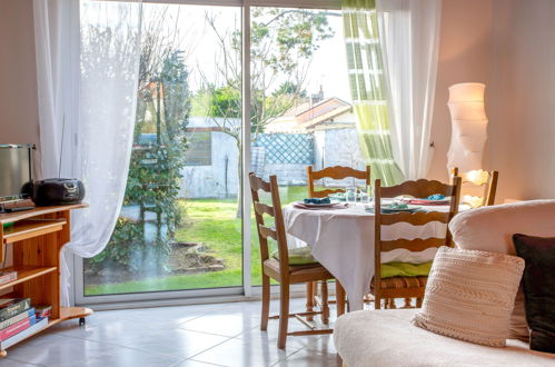 Photo 2 - Maison de 3 chambres à La Plaine-sur-Mer avec jardin et vues à la mer