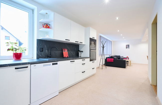 Apartamento de 2 quartos em Desná com piscina e jardim - Foto 22