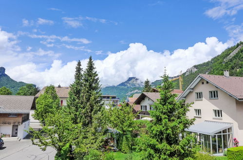 Foto 19 - Apartamento en Meiringen con jardín y vistas a la montaña