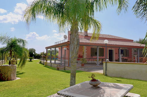 Foto 4 - Casa de 3 habitaciones en Siracusa con piscina privada y jardín