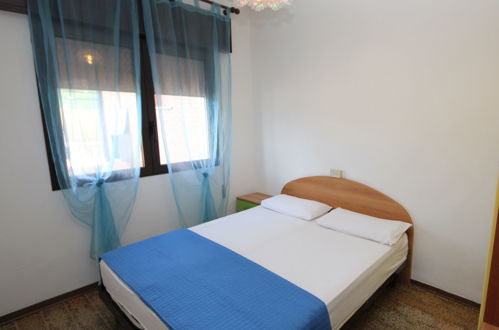 Foto 11 - Appartamento con 2 camere da letto a Rosolina con giardino e vista mare