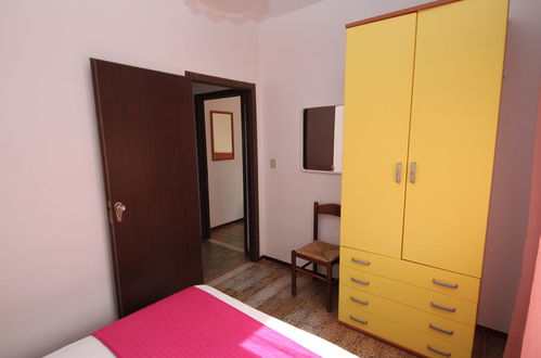 Photo 13 - 2 bedroom Apartment in Rosolina with garden and terrace