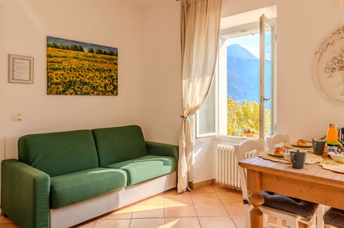 Foto 7 - Appartamento con 1 camera da letto a Musso con piscina e vista sulle montagne