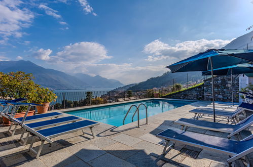 Foto 3 - Appartamento con 1 camera da letto a Musso con piscina e vista sulle montagne