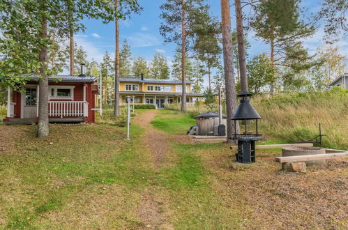 Photo 1 - Maison de 6 chambres à Savonlinna avec sauna et bain à remous