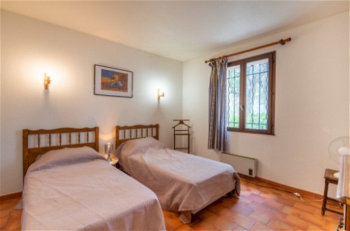 Foto 12 - Casa con 4 camere da letto a Cavalaire-sur-Mer con terrazza e vista mare