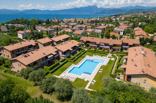 Foto 24 - Appartamento con 2 camere da letto a Lazise con piscina e vista sulle montagne