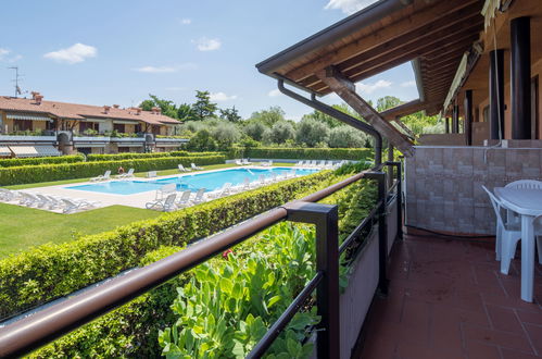 Foto 3 - Appartamento con 2 camere da letto a Lazise con piscina e vista sulle montagne