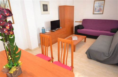 Photo 9 - 2 bedroom Apartment in Salou with swimming pool and sea view