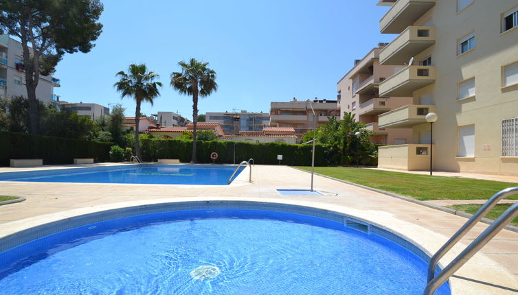 Foto 1 - Apartamento de 2 habitaciones en Salou con piscina y vistas al mar