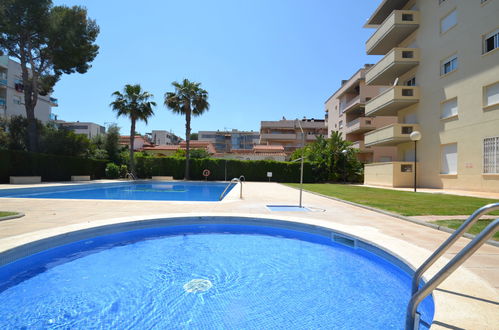 Foto 1 - Apartamento de 2 habitaciones en Salou con piscina y jardín