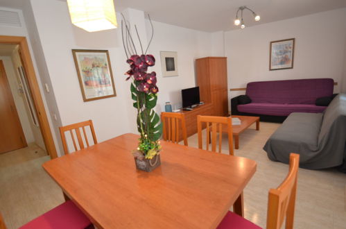 Photo 11 - 2 bedroom Apartment in Salou with swimming pool and sea view