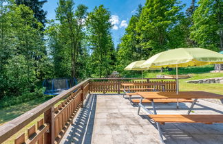 Photo 2 - Maison de 4 chambres à Harrachov avec jardin et terrasse