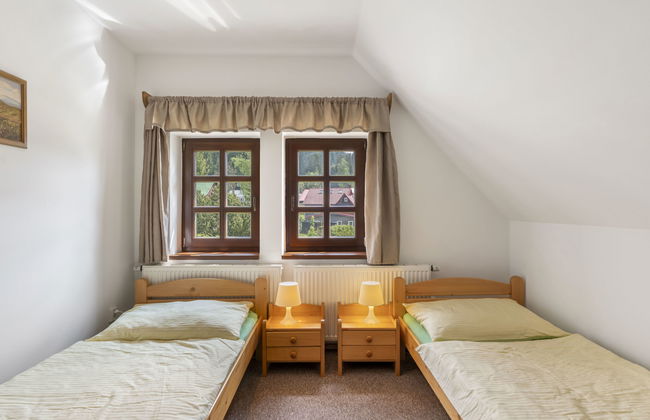 Casa de 9 quartos em Harrachov com jardim e terraço - Foto 17