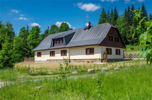 Foto 43 - Haus mit 4 Schlafzimmern in Harrachov mit garten und terrasse