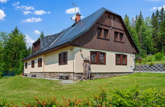 Photo 1 - 4 bedroom House in Harrachov with garden and terrace