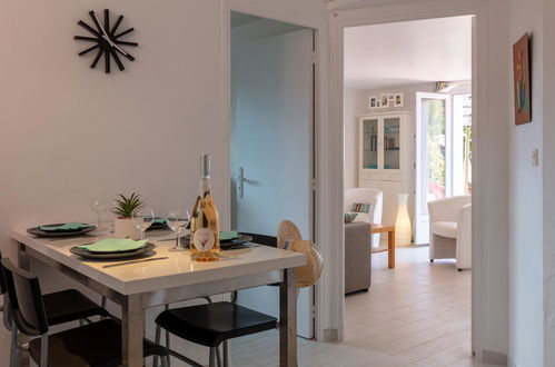 Foto 9 - Apartamento de 2 quartos em Hyères com piscina e jardim