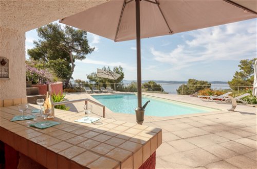 Photo 31 - Appartement de 2 chambres à Hyères avec piscine et vues à la mer