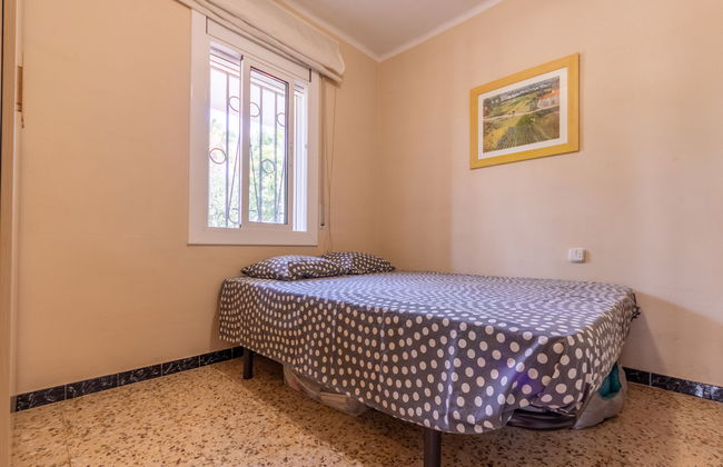 Casa de 3 quartos em La Pobla de Montornès com piscina privada e jardim - Foto 14
