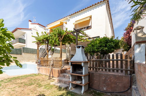 Photo 21 - Maison de 2 chambres à La Pobla de Montornès avec piscine privée et jardin