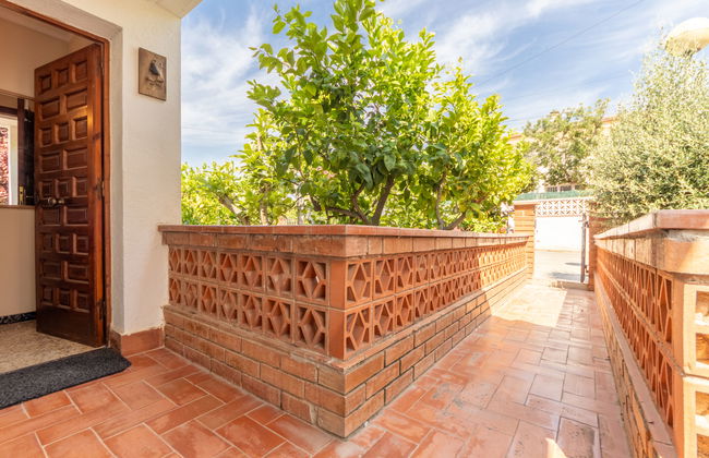 Casa de 3 quartos em La Pobla de Montornès com piscina privada e jardim - Foto 27