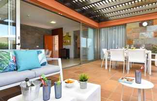 Photo 3 - 3 bedroom House in San Bartolomé de Tirajana with private pool and sea view