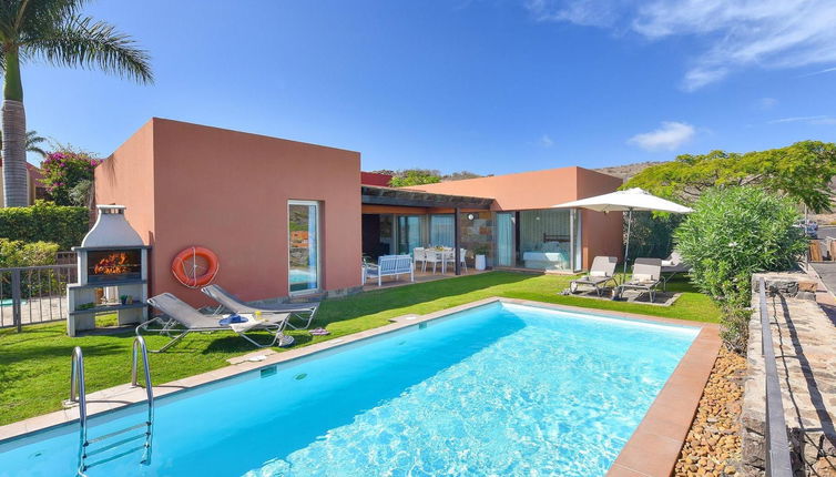 Photo 1 - Maison de 3 chambres à San Bartolomé de Tirajana avec piscine privée et vues à la mer