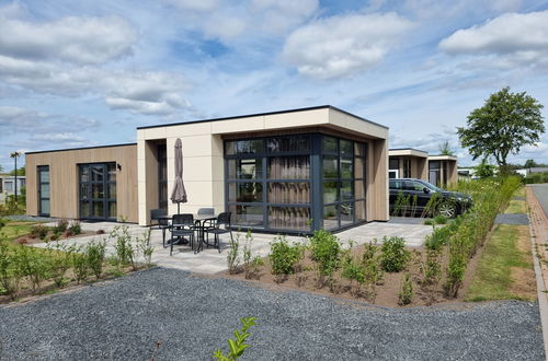 Foto 5 - Casa de 2 quartos em Biddinghuizen com piscina e terraço