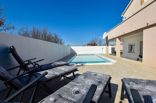 Foto 30 - Casa de 4 habitaciones en Jasenice con piscina privada y vistas al mar
