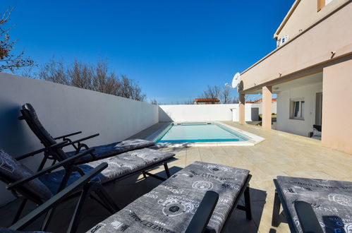 Photo 30 - Maison de 4 chambres à Jasenice avec piscine privée et terrasse