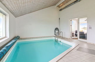 Photo 2 - Maison de 3 chambres à Løkken avec piscine privée et terrasse