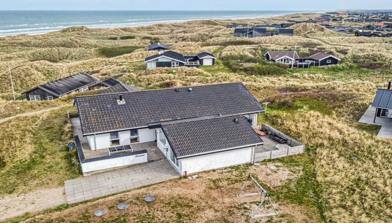 Casa de 3 quartos em Løkken com piscina privada e terraço - Foto 1
