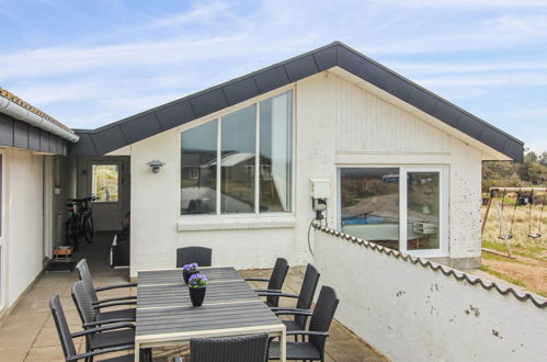 Foto 32 - Casa de 3 habitaciones en Løkken con piscina privada y terraza