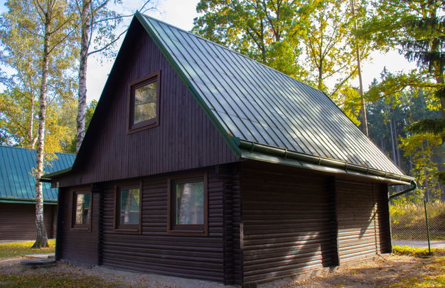 Casa de 4 quartos em Hradec Kralove com jardim - Foto 1