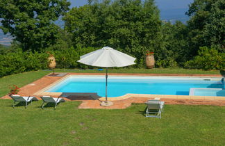 Foto 2 - Casa de 7 quartos em Montecatini Val di Cecina com piscina privada e jardim